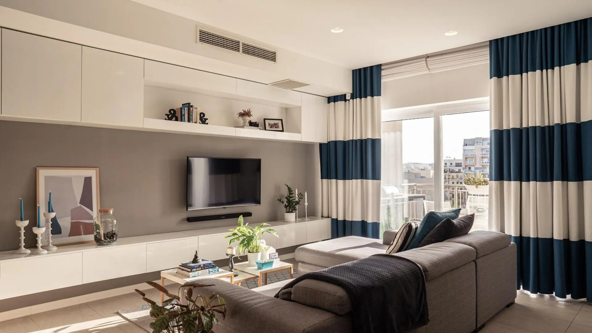Luxury & Spacious 3 Bedroom, Large Balcony Kbas1-3 location